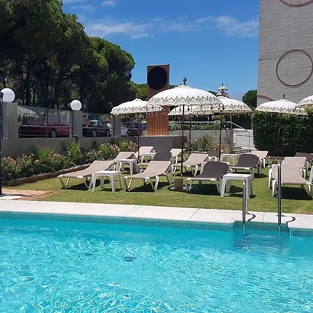 On Family Hotel