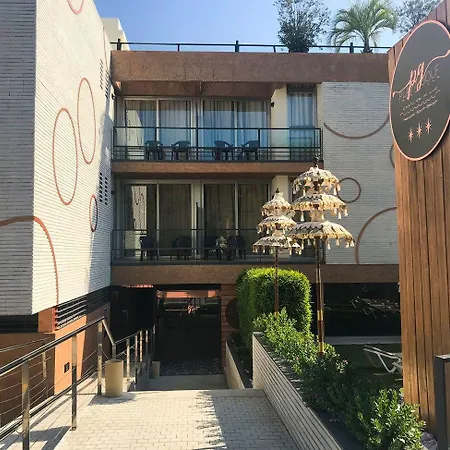 On Family Hotel